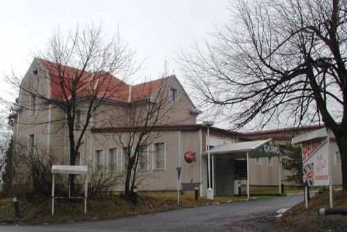 Foto: Přimda se zbaví mnoholeté ruiny