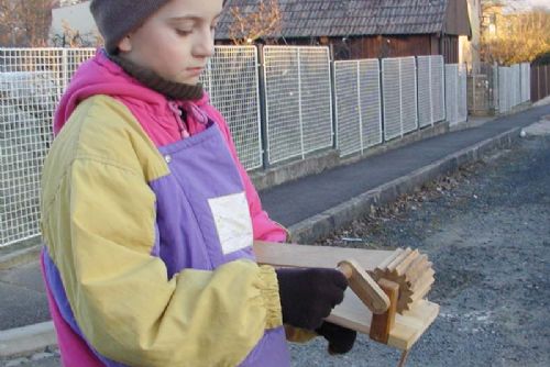 Foto: Děti oživily tradici velikonočních řehtaček