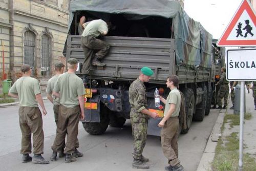 Foto: Enkláva má obcím pomoci při komunikaci s armádou