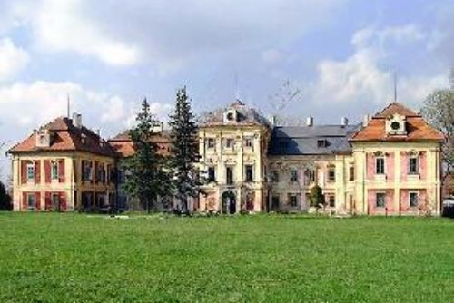 Foto: Dolní Lukavice od pátku do neděle slaví 800 let s Haydnem, Lovellem a Čechomorem 