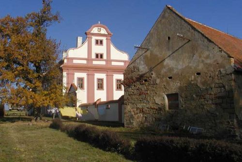 Foto: Zámek v Červeném Poříčí otevírá dveře