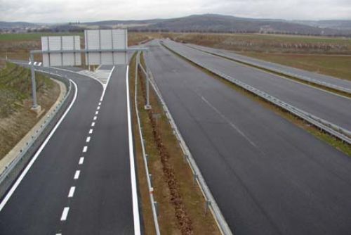 Foto: Rozpočet na silnice prvních tříd výrazně stoupl