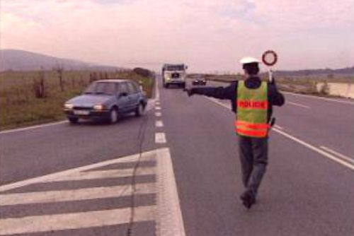 Foto: Skončí bezmocnost policistů?
