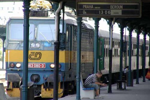 Foto: Lidé z Rokycanska obsadili vlaky na Plzeň