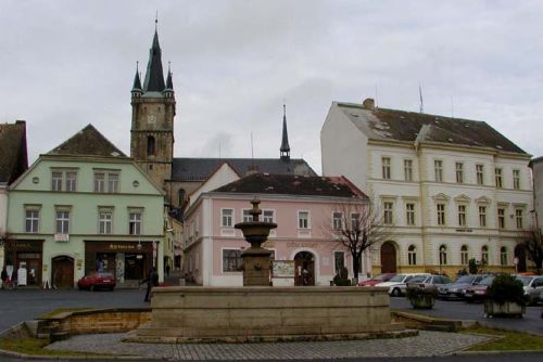 Foto: Starostové proti sobě do Senátu
