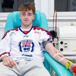 HC Klatovy vyzvalo k darování krve příkladem, přivedli 70 nových prvodárců