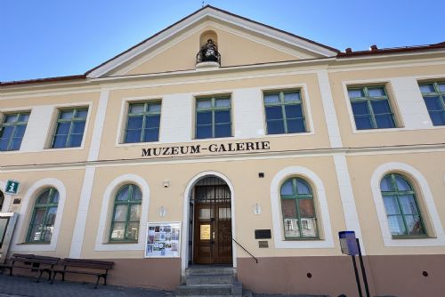 obrázek:Nepomucké muzeum prošlo velkou proměnou. Město investuje také do škol, sportu a veřejného prostoru