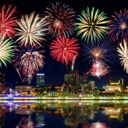 Novela zákona omezí ohňostroje, někde se jen o kousek posunou