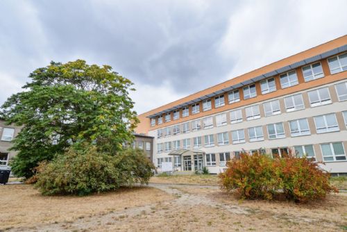 obrázek:Plzeň dokončila velkou proměnu 13. základní školy. Nové učebny stály 111 milionů