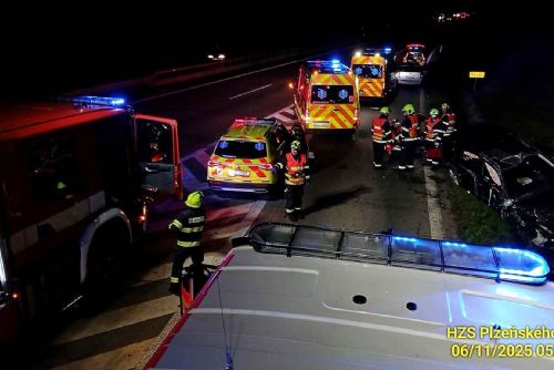obrázek:Tragická nehoda u Nýřan - jeden mrtvý, čtyři zranění, nájezd na D5 uzavřen
