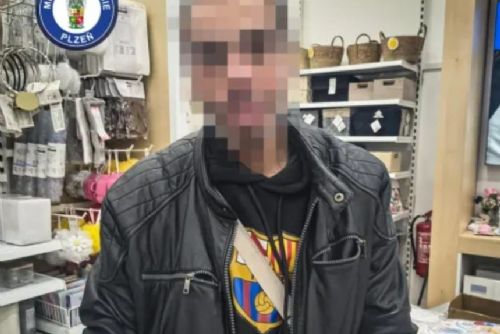 obrázek:V Pepcu kradl vonné svíčky, chtěl je zpeněžit