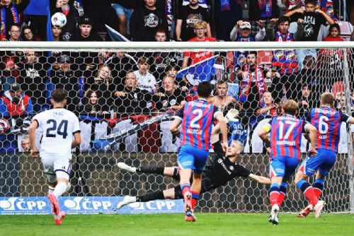 obrázek:Viktoria doma zklamala. Plzeň padla s Olomoucí 2:3 a čeká ji těžký duel se Slavií