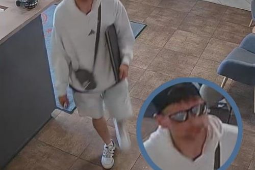 obrázek:Vloupal se do bytu a pak platil ukradenou kartou, policie žádá o pomoc při pátrání