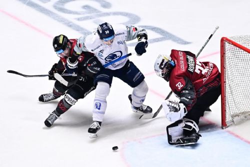 obrázek:Zámorský rozhodl nájezdy, Plzeň vede 2:1