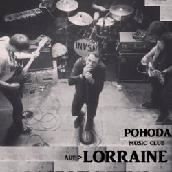 Emotivní post punk Lorraine z Rakouska společně s Lastofmykind a Solar Blaze míří v pátek 6.11. do Pohody!
