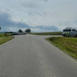 Čelní srážka dvou Octavií u Šťáhlavic - čtyři zranění, včetně dětí