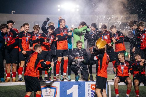 obrázek:Devatenáct fotbalistů ZČU odjede do Salerna reprezentovat Plzeňský kraj na EUG 2026