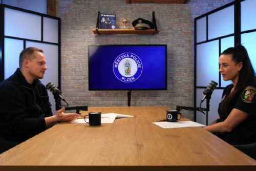 obrázek:Městská policie Plzeň spustila podcast. Ukáže, co se děje „za uniformou“