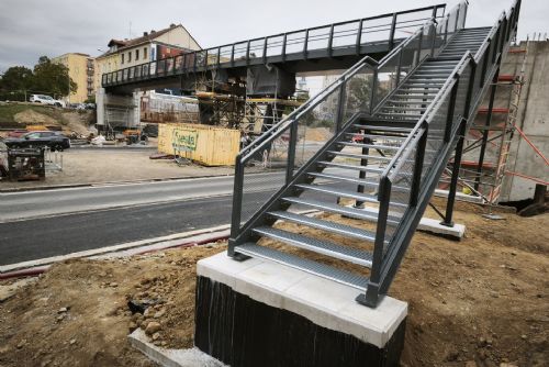 obrázek:Nová lávka pro pěší a cyklisty mezi Doubravkou a Lobzy dostává konkrétní podobu