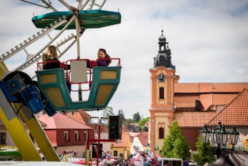 obrázek:Nepomuk čeká svatojánská pouť. Letos ji ozvláštní připojení Nepomucka k plzeňské diecézi