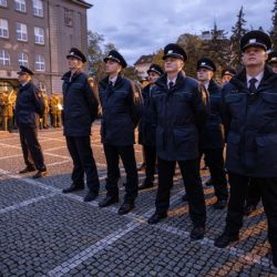 Noví hrdinové Plzně - 16 hasičů složilo slavnostní slib
