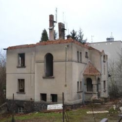 Plzeň přišla o další cennou památku, Čočkova vila v Lobzích už nestojí