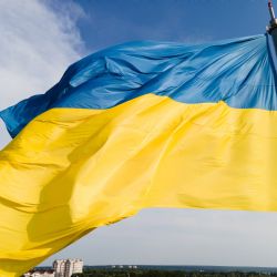 Plzeň si připomněla 4 roky od invaze na Ukrajinu. Na magistrátu nakonec zavlála vlajka