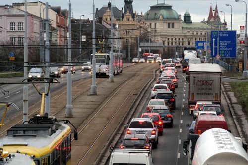 obrázek:Tragédie v Plzni - devatenáctiletý mladík skočil z mostu