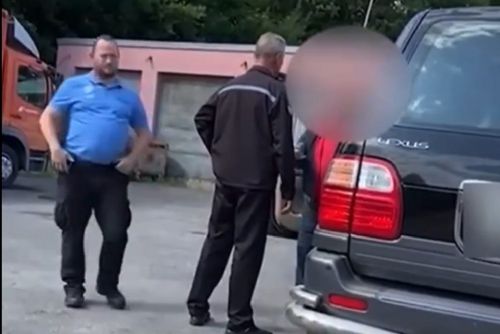 obrázek:Ukrajinec, který v Tachově vyhrožoval strážníkům, může dostat až tři roky (video)