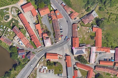 Foto: Uzavírka Rolnického náměstí komplikuje dopravu mezi Slovany a Lobzy