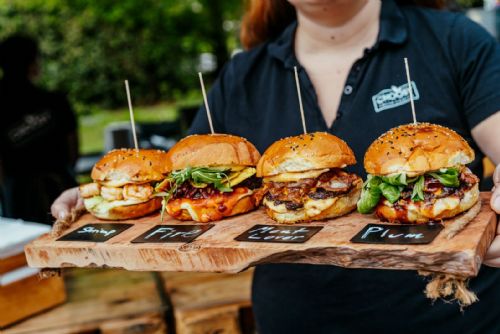 obrázek:Burger Street Festival se vrací do Plzně. Tři dny burgerů, soutěží i programu pro děti