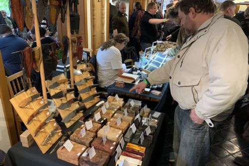 obrázek:Meče a nože v Černicích, výstava Nože Plzeň 2026 již 14. března