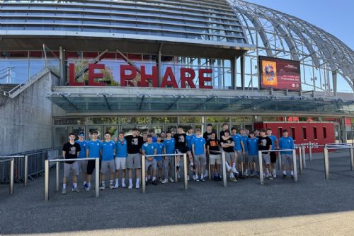 obrázek:Mladí házenkáři Talentu Plzeň sbírali zkušenosti ve Francii. Trénovali v akademii Chambéry