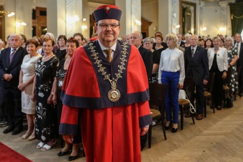 obrázek:Na studium není nikdy pozdě. Klatovská univerzita seniorů otevírá deset kurzů
