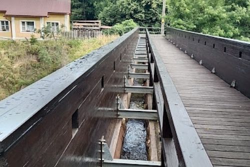 obrázek:Nový akvadukt u Hadrovce nahradí dřevěnou lávku, montáž omezí provoz vlaků