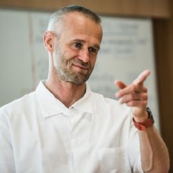 Plzeňský lékař Martin Matějovič se dostal do TOP 50 lékařů v žebříčku Forbes