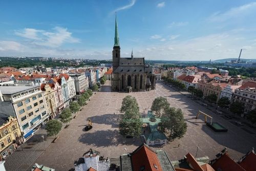 obrázek:Velká proměna centra Plzně začala. Náměstí Republiky čeká zeleň i nový mobiliář