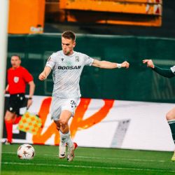 Viktoria v Aténách uhrála 2:2, Ladra vyrovnáním zlomil tlak Panathinaikosu