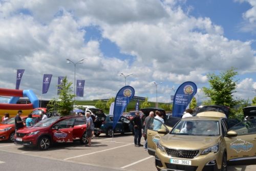 Foto: Peugeot v ČR v květnu zdolal pětitisícovku - nejrychleji ve svojí historii