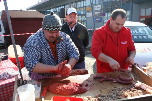 Foto: U Nákupního centra Area Bory zavoní v sobotu zabijačkové speciality