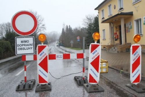 Foto: Řidiči mířící na Šumavu si mohou oddechnout, uzavírka za Sušicí končí