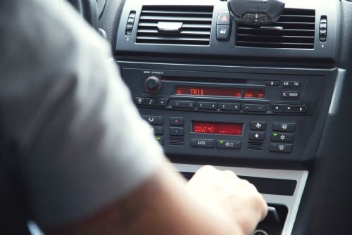 Foto: V centru Plzně čekají řidiče kolony