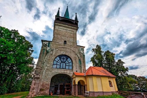 obrázek:Bolfánek láká na novou expozici. Chudenice připomínají svatého Wolfganga i poutní historii