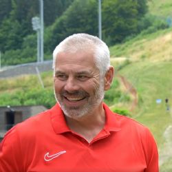 Bývalý hokejista Milan Antoš vážně zraněn při nehodě u Letňan