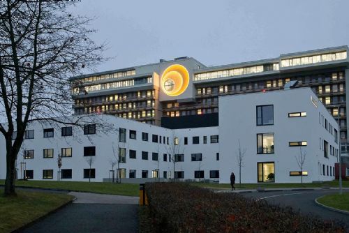 obrázek:Fakultní nemocnice Plzeň slavnostně otevřela nadstavbu hematoonkologii