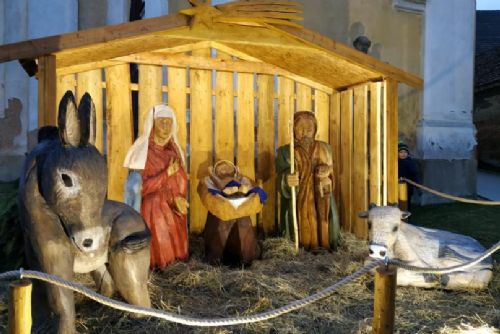 obrázek:Kozolupský betlém - tři králové z jilmu
