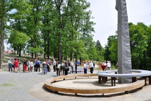 obrázek:Lochotínský park čeká velké finále obnovy. Přibude vodopád, molo i boulderová stěna