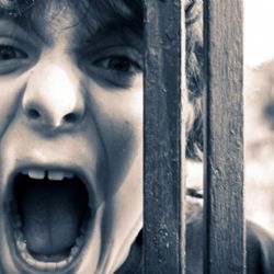 Nová pomocná ruka rodinám s autismem přímo doma