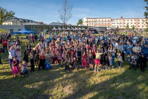 obrázek:Plzeňská Trojka chystá Májku. Do Borského parku dorazí čarodějnice, hokejisté i Václav Neckář