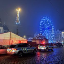 Policejní razie v Plzni - drogy, nelegální pobyty a čtyři hledaní